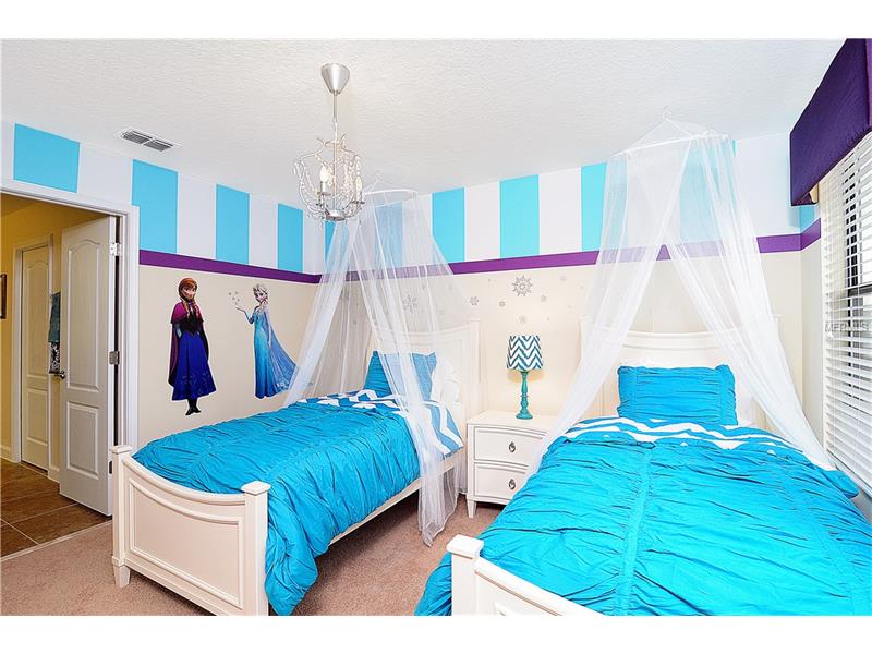 Manso mobiliado em Champions Gate Resort - 8 dormitrios - Orlando - $530,000