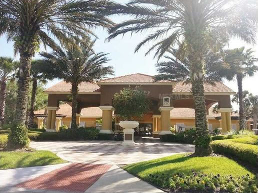 Townhouse com Piscina Particular Kissimmee Orlando $189,000