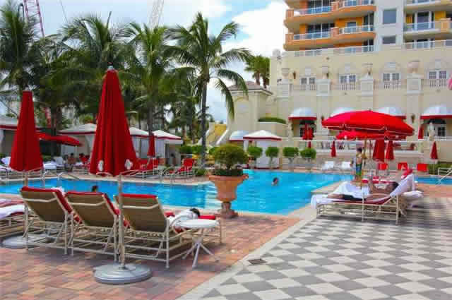 Acqualina Resort / Apto - Gosta da Cor Branca? $2,880,000