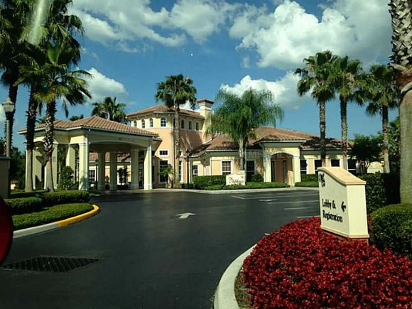 Apartamento de 3 Quartos Perto de Universal Studios e International Drive - Orlando $165,000