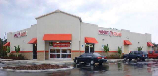 Family Dollar  NNN  Vero Beach, FL - $2,084,054