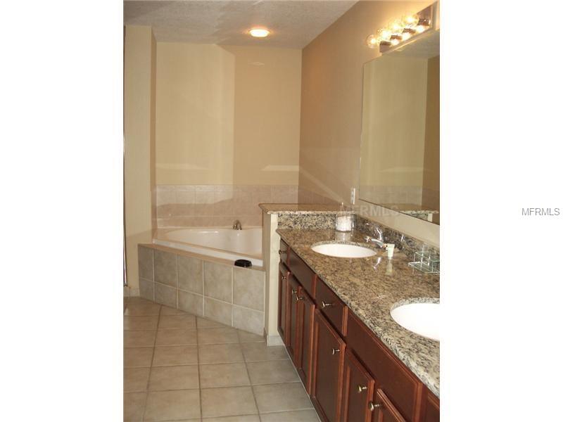 Apto. Mobiliado (3 dormitrios) em Worldquest Resort Condo-Hotel - Orlando - $144,990