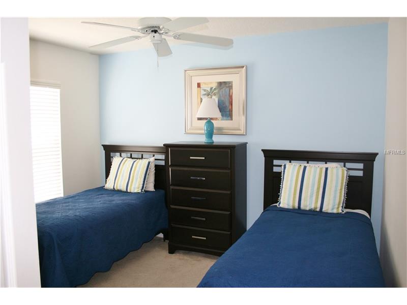 Casa Geminada 4 Dormitórios Mobiliado com Piscina Particular na Bellavida Resort - Kissimmee - $249,000