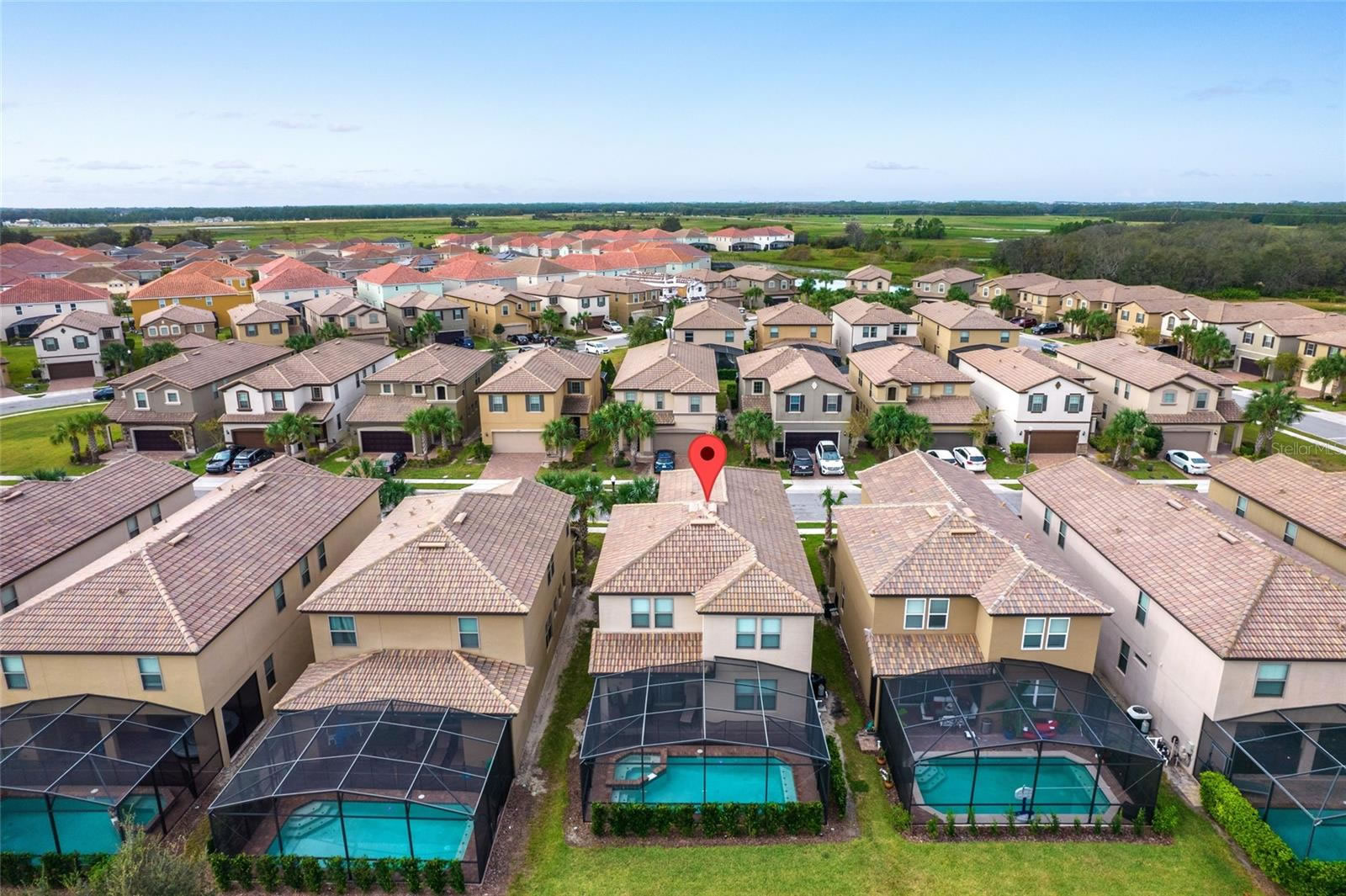 Casa de Ferias Mobiliada com Piscina Particular em Resort Perto da Disney $619,900