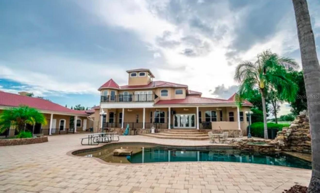 Mansao De Luxo e Fazenda em Frente a Lagoa entre Tampa e Orlando $4,900,000