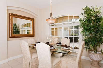 Casa de 5 Quartos a Minutos de Walt Disney World $639,900