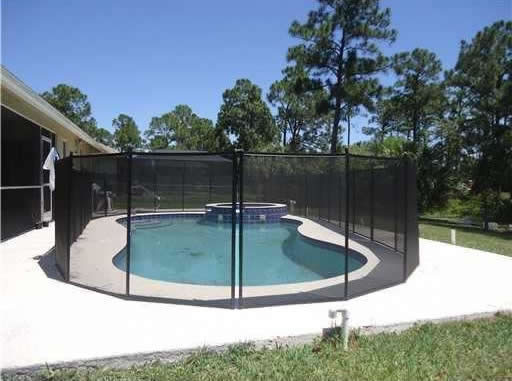 Mansão com Piscina Na Flórida $185,000