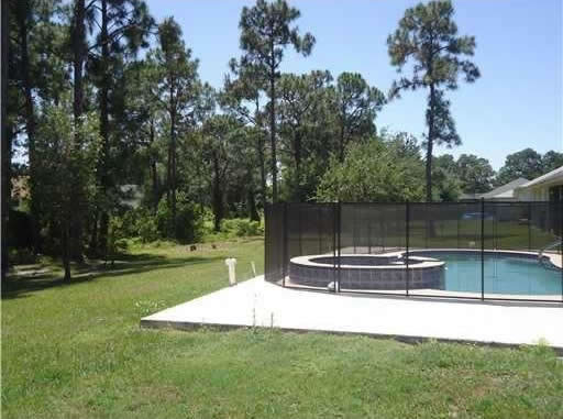 Mansão com Piscina Na Flórida $185,000