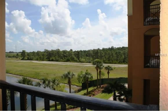 Apartamento de 2 Quartos em Lake Buena Vista Resort Village perto de International Drive - Orlando $174,900