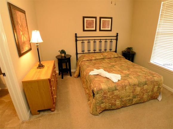 Apartamento Mobiliado 4 Dormitorios em Beella Piazza Resort - Davenport - Orlando - $150,000