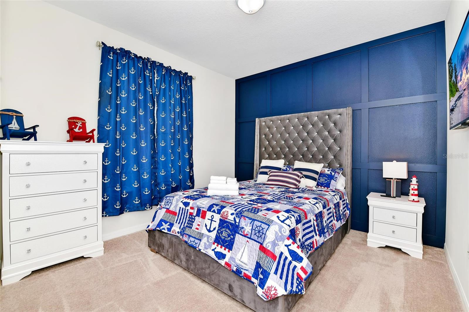 Casa 5 Dormitorios com piscina no Windsor Island Resort $469,999