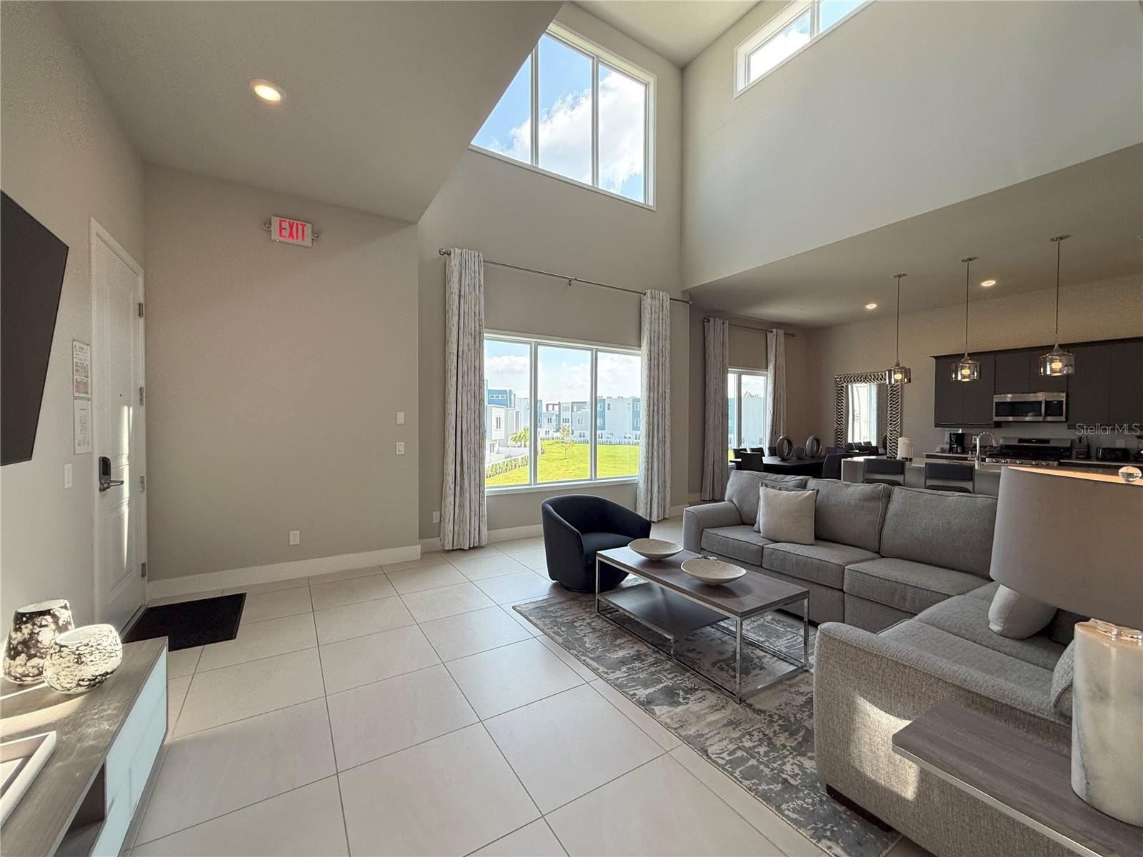 Apartamento de Luxo em Reunion Resort - 5 Dormitorios $499,000