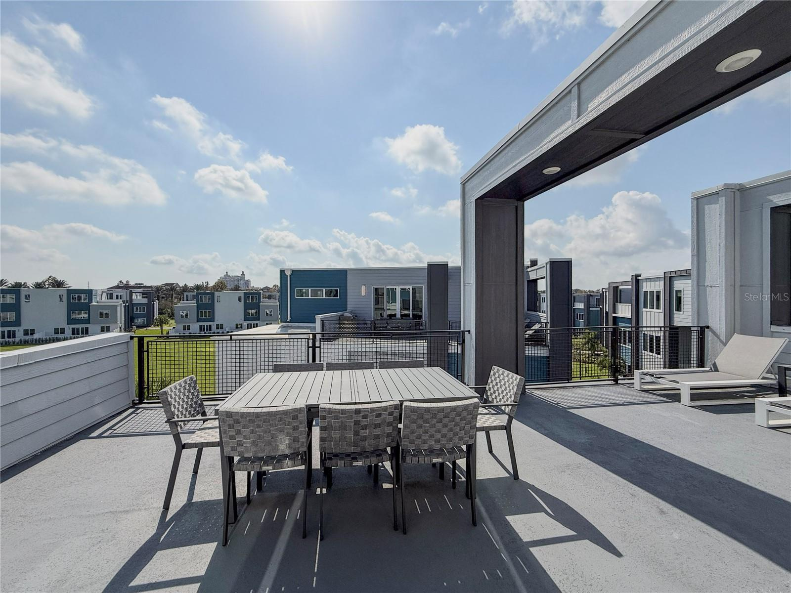 Apartamento de Luxo em Reunion Resort - 5 Dormitorios $499,000